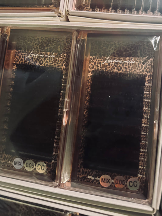 Mixed Matte Volume Trays